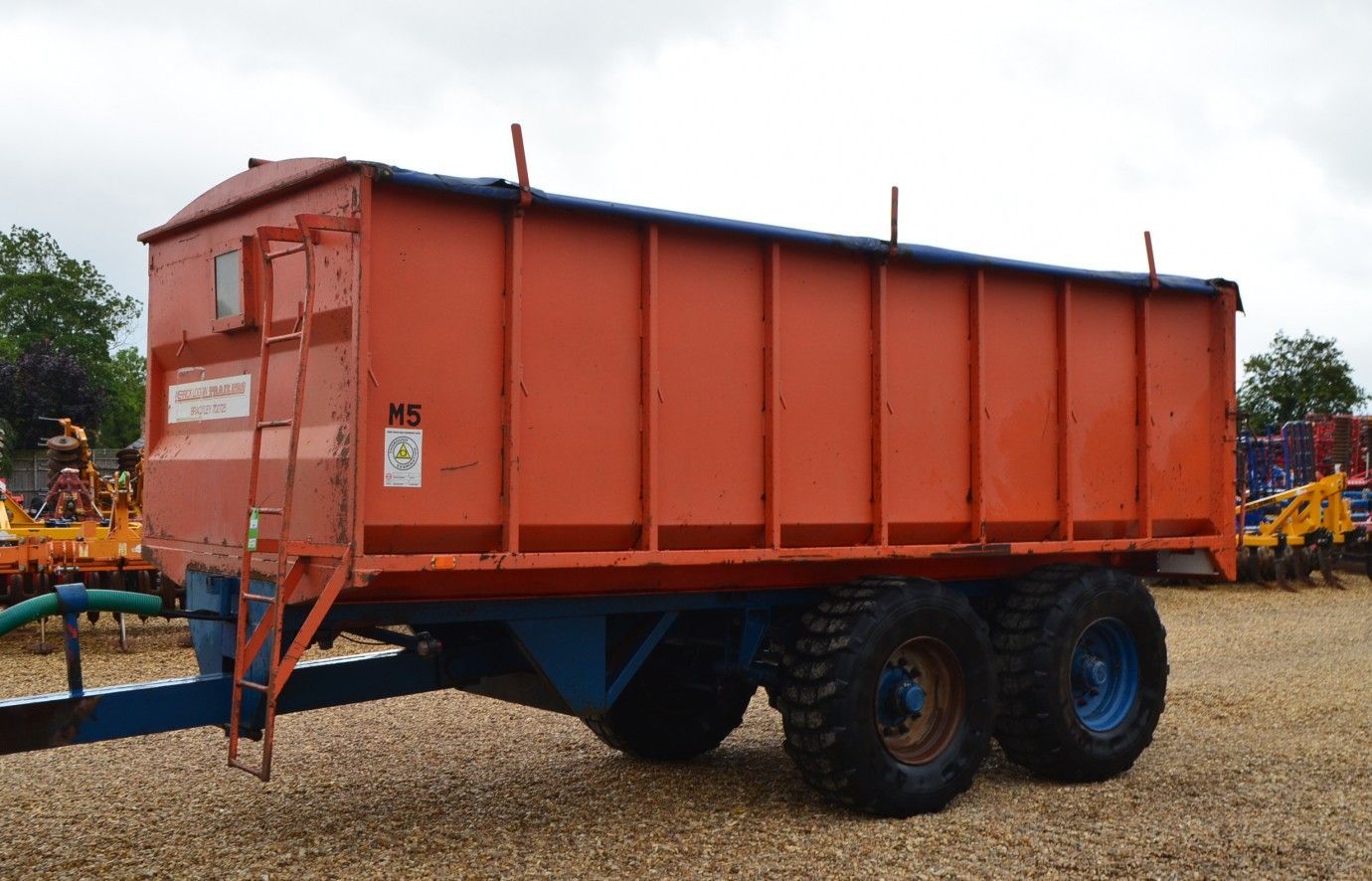 c32dd22901ac49ad93708983bb938581